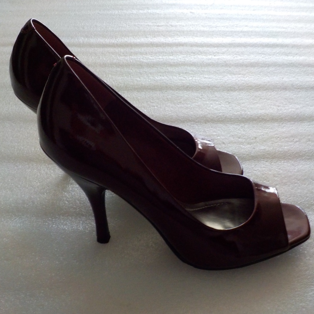 BCBG Wine Colored OpenToe Patent Leather Heels